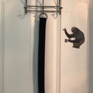 Navy blue vineyard vines belt